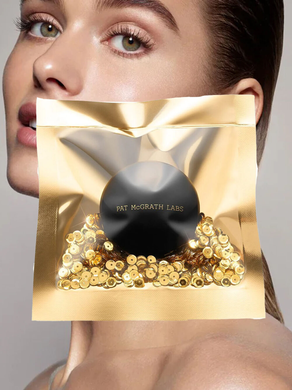 Pat Mcgrath – Skin Fetish Sublime Perfection Blurring Under-Eye Powder – Yellow