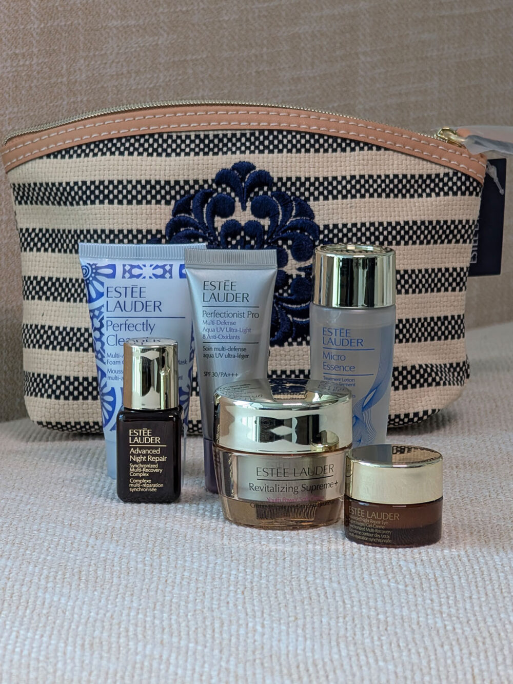 Estee Lauder – 6 pcs set with pouch